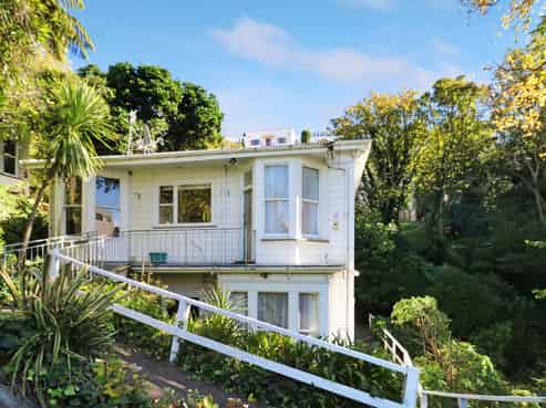 4/10 Terrace Gardens, Te Aro