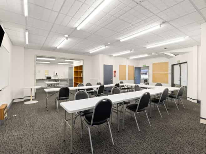Entry level commercial investment on Queen Street