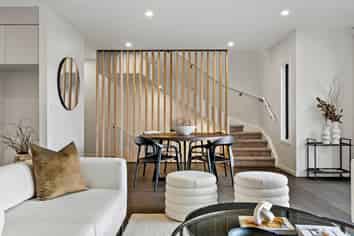 8,4 & 2 Stockade View Lane, Howick