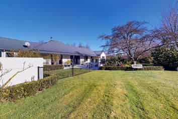 1 Stamford Lane, Newland