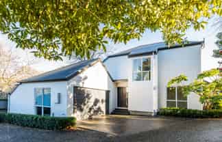 221c Waimea Terrace, Beckenham
