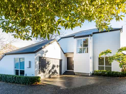 221c Waimea Terrace, Beckenham