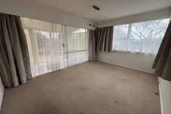 32 Langley Avenue, Milson
