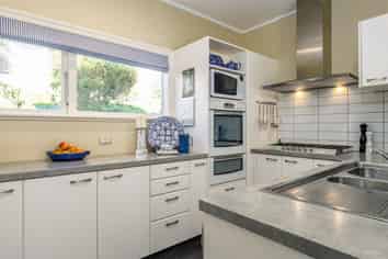 5 Sutter Street, Seaview