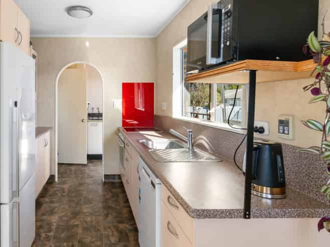 11 Vincent Drive, LEVIN