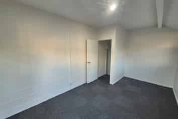 100M² LIVE / WORK IN THE HEART OF KOHIMARAMA
