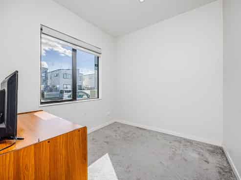 16 Tumu Road, Papakura