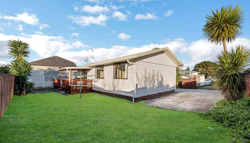 2A Clark Street, Manurewa