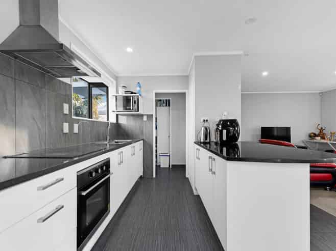 2A Clark Street, Manurewa
