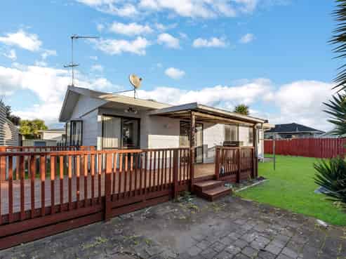 2A Clark Street, Manurewa