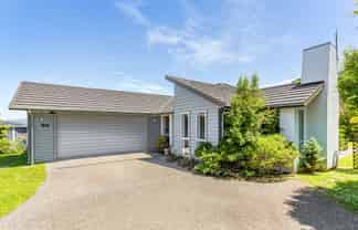 64 Aotea Drive, Aotea