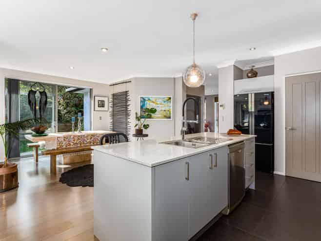 64 Aotea Drive, Aotea