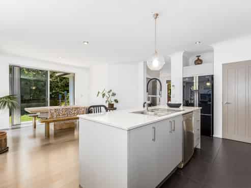 64 Aotea Drive, Aotea