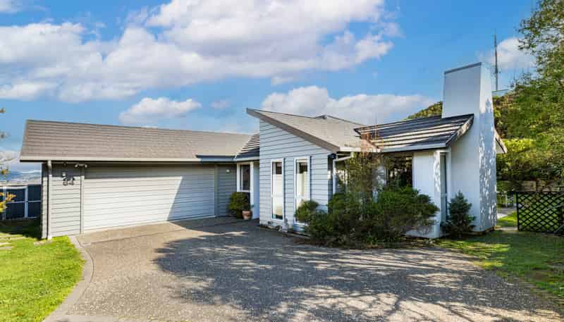 64 Aotea Drive, Aotea