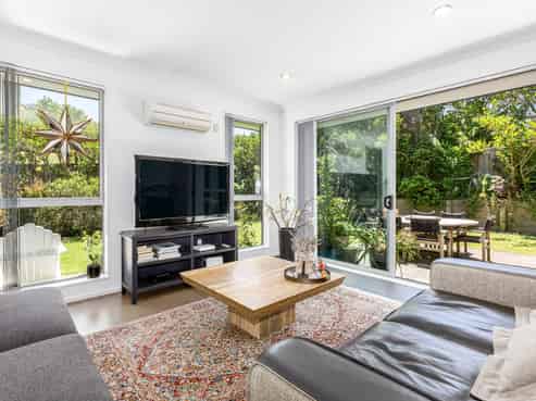 64 Aotea Drive, Aotea