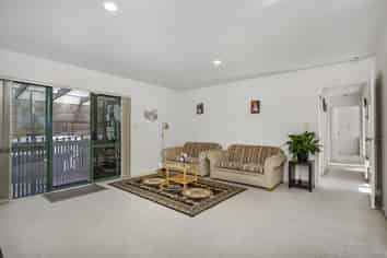 66 Harrisfield Drive, Hairini