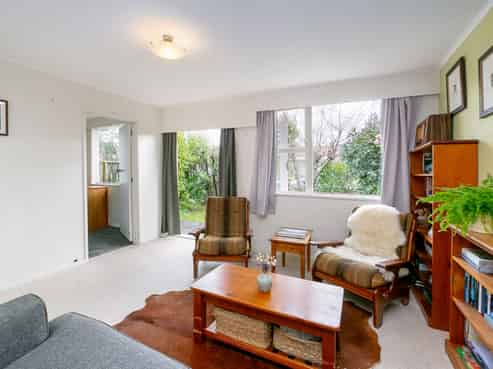 15 Waite Street, Featherston