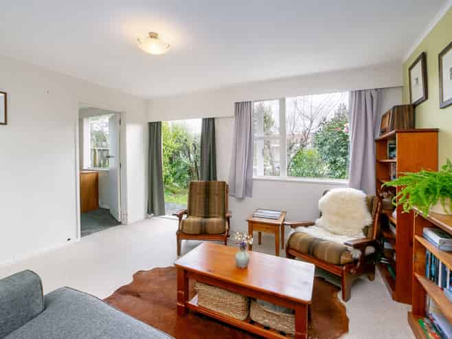 15 Waite Street, Featherston