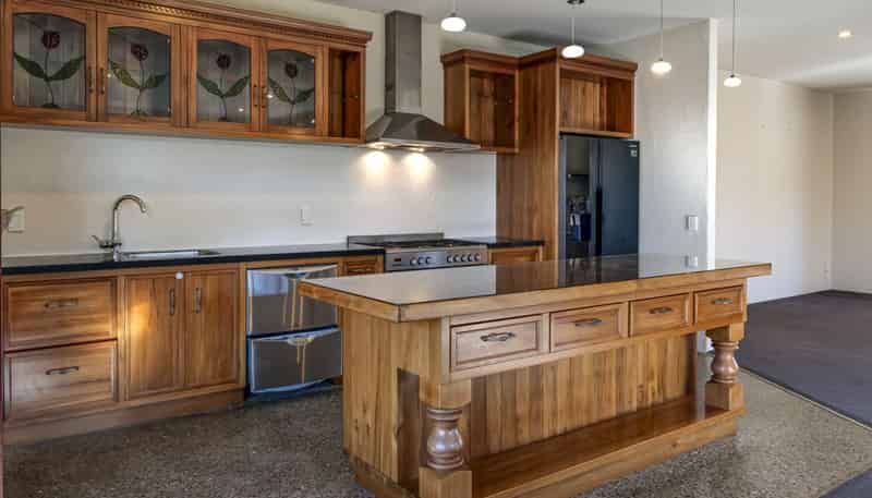 10 Ryeland Avenue, Wakefield