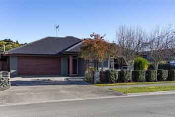 10 Ryeland Avenue, Wakefield