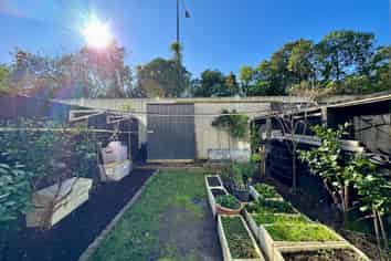 47 Whai Hua Lane , Mangere Bridge