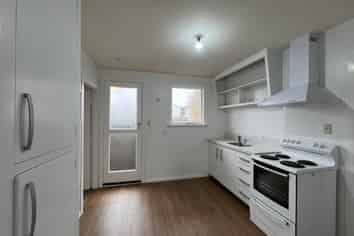 6/225 Edgeware Road, Edgeware