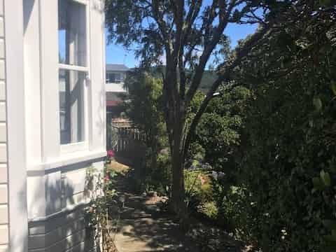 27 Tawa Terrace, Tawa