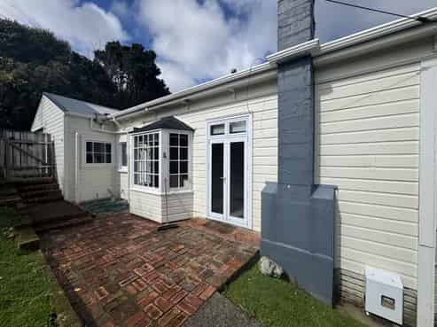 27 Tawa Terrace, Tawa