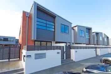 34/4 Stables Lane, Millwater