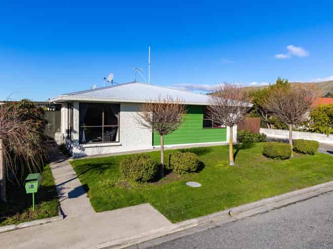 4A Totara Place, Redwoodtown