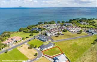 307 Pinecrest Drive, Gulf Harbour