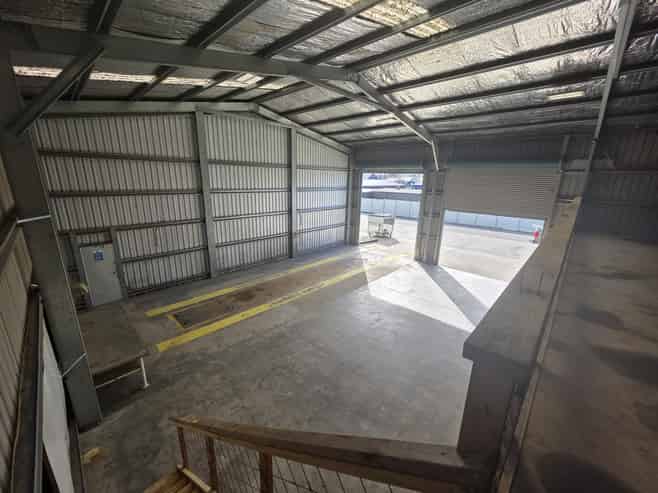 Industrial workshop for lease - prime location
