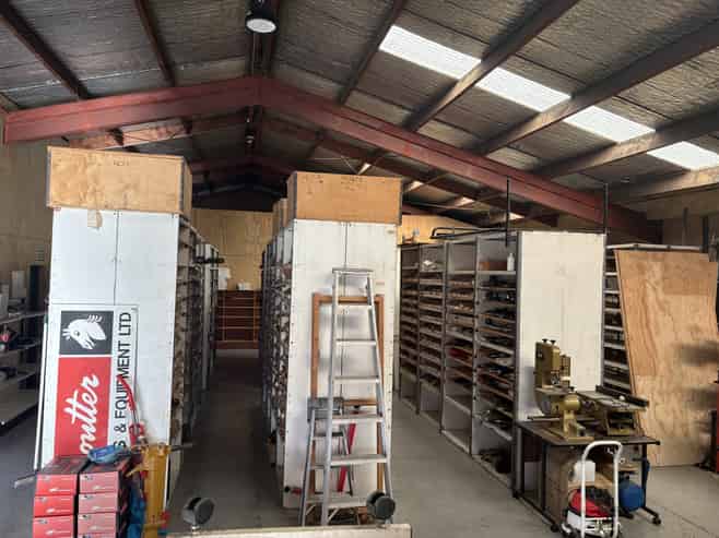 For Lease – 300m² Warehouse & Office on 768m² Land