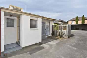 2/238 Milton Street, Sydenham