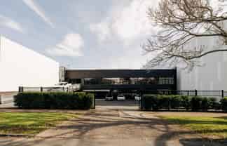 Standalone Warehouse/Showroom