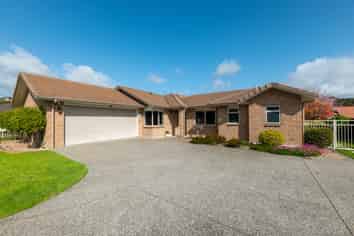 6 Sunnybrooke Close, Welcome Bay