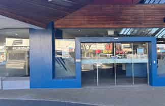 For Sale: High Profile Commercial Building