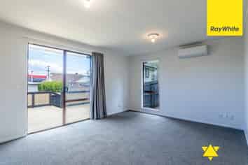 2/900a Mount Eden Road, Three Kings
