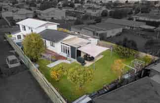 21 Tatariki Street, Rosehill