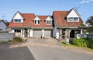 3 & 4 Attlee Place, AWAPUNI