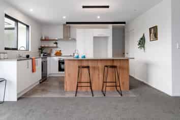 25 Arran Drive, Katikati