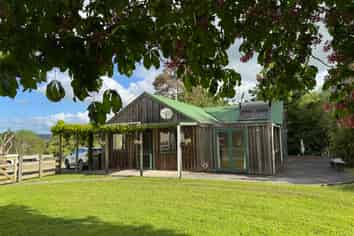 Auckland - Address withheld