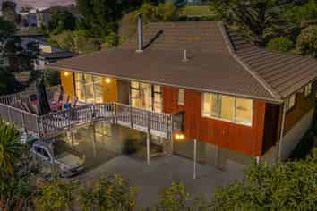 54 Saddleback Rise, Murrays Bay