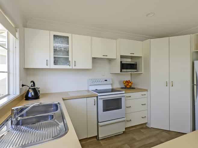 1B Knightsbridge Place, Taradale