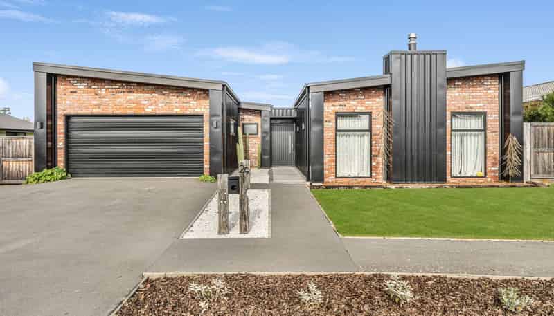 29 Petries Road, Woodend