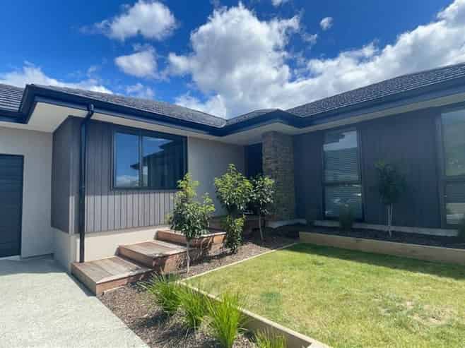 6 Tarn Close, Richmond