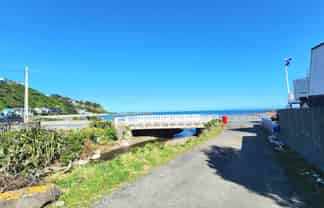 A/66 Owhiro Bay Parade, Island Bay
