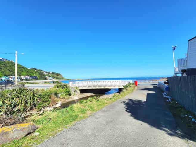 A/66 Owhiro Bay Parade, Owhiro Bay