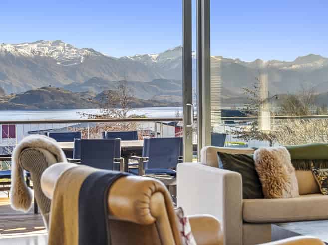 6 Clearview Street, Wanaka