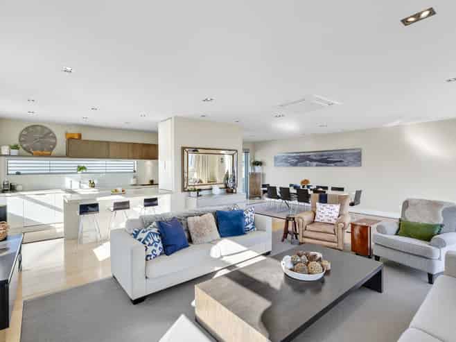 6 Clearview Street, Wanaka